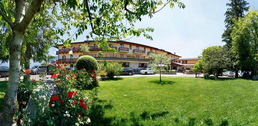 4 Sterne Hotel: Pineta Campi - Tremosine, Gardasee, Bild 1