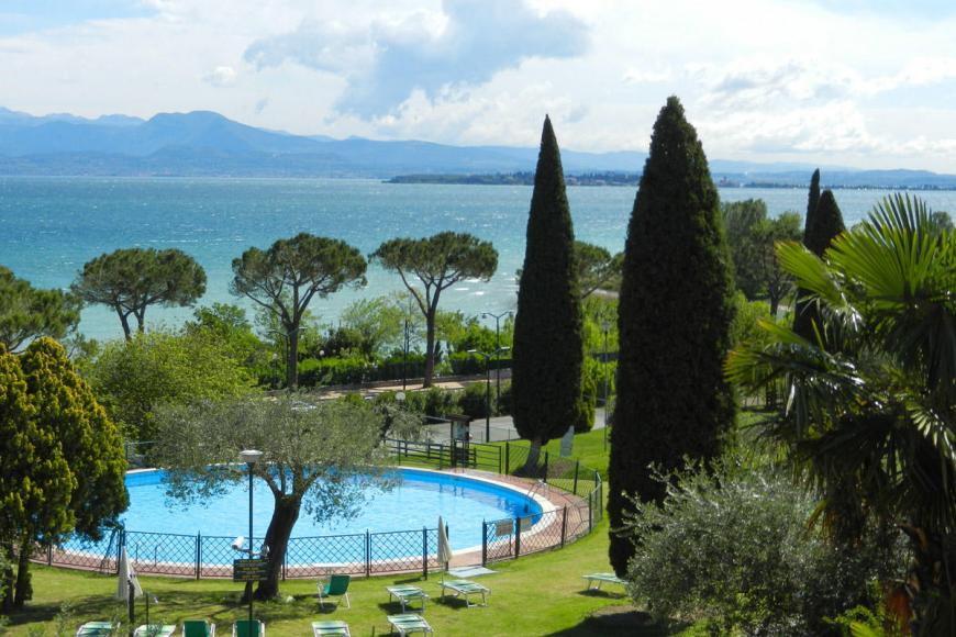 4 Sterne Hotel: Glam Village Desenzano - Desenzano del Garda, Gardasee