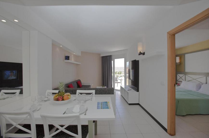 4 Sterne Familienhotel: Isla de Cabrera Aparthotel - Colonia Sant Jordi, Mallorca (Balearen), Bild 6