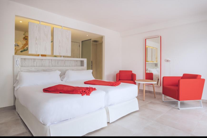 4 Sterne Familienhotel: Iberostar Waves Alcudia Park - Playa de Muro, Mallorca (Balearen), Bild 7