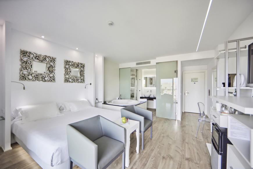 4.5 Sterne Hotel: Astoria Playa - Adults Only - Alcudia, Mallorca (Balearen), Bild 8
