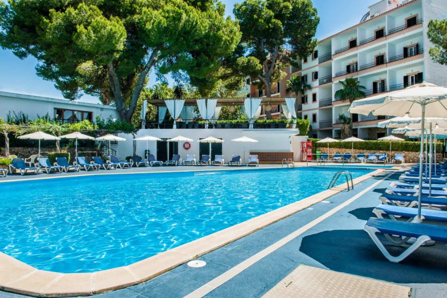 3 Sterne Hotel: Hotel Cala Murada - Cala Murada, Mallorca (Balearen)