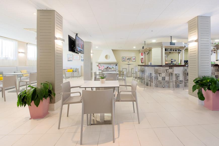 2 Sterne Hotel: Flor Los Almendros Apart - Paguera, Mallorca (Balearen), Bild 4