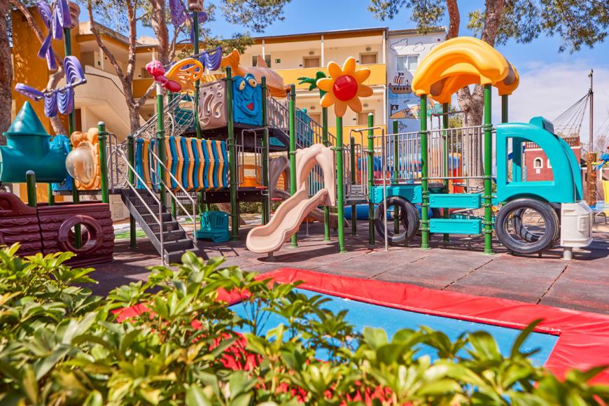 4 Sterne Familienhotel: Zafiro Tropic - Alcudia, Mallorca (Balearen), Bild 9