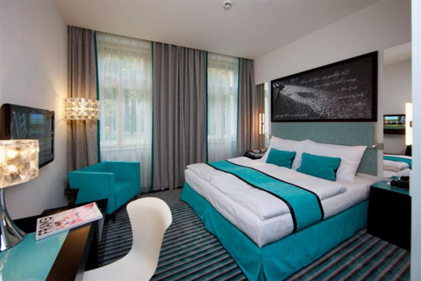 4 Sterne Hotel: Red & Blue Design - Prag, Böhmen