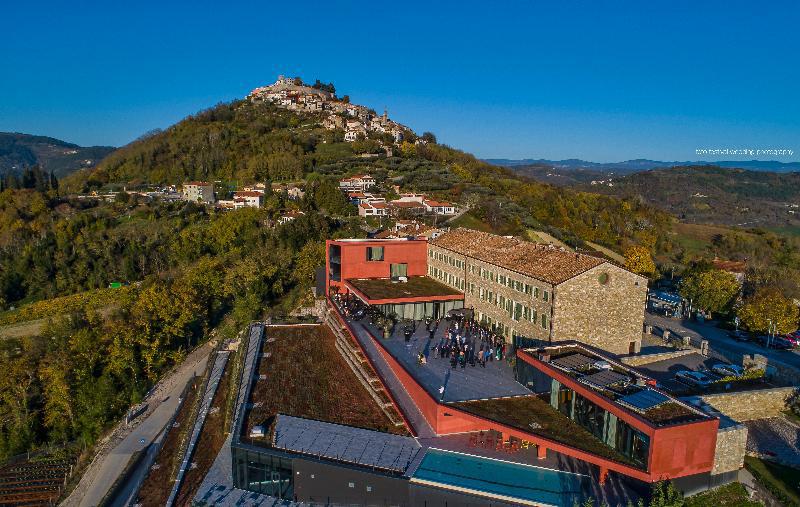 4 Sterne Hotel: ROXANICH Winery and Design Hotel - Motovun, Istrien