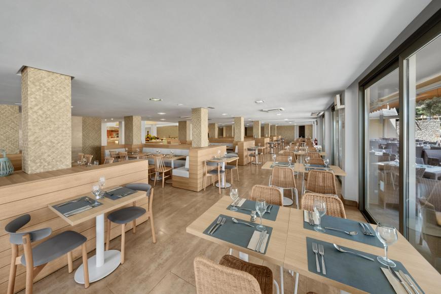 4 Sterne Hotel: Occidental Cala Viñas - Cala Vinas, Mallorca (Balearen)