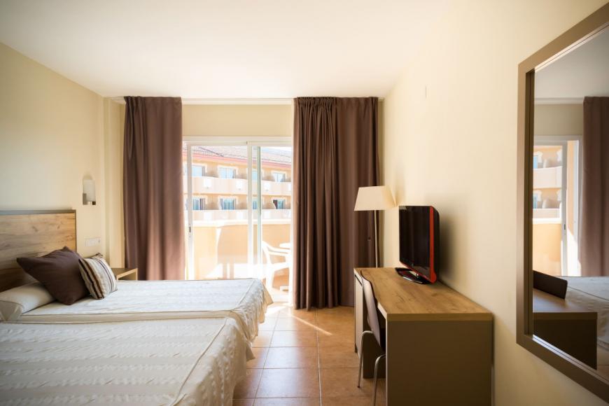 4 Sterne Familienhotel: Ohtels La Hacienda - La Pineda, Bild 7