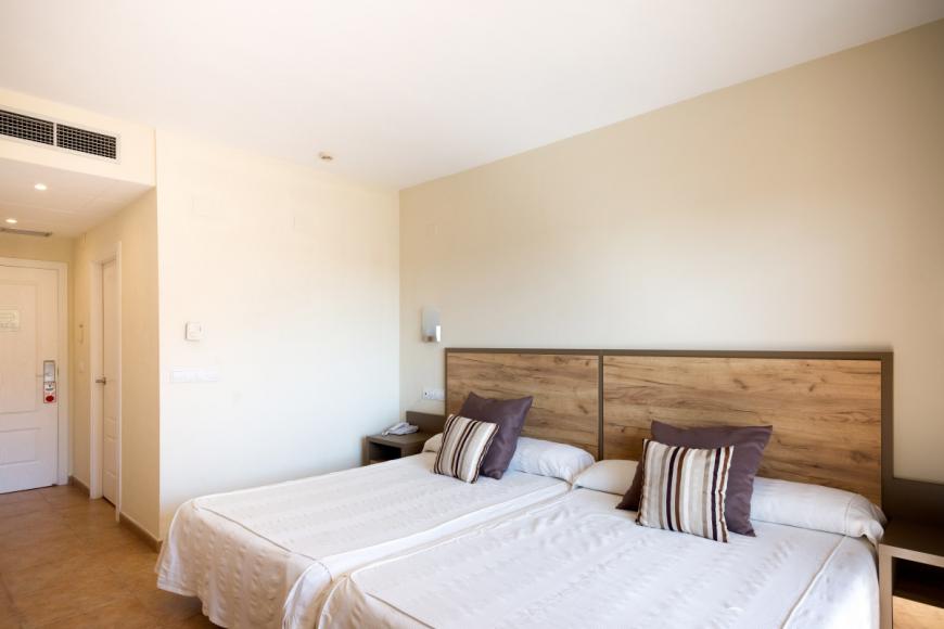 4 Sterne Familienhotel: Ohtels La Hacienda - La Pineda, Bild 6