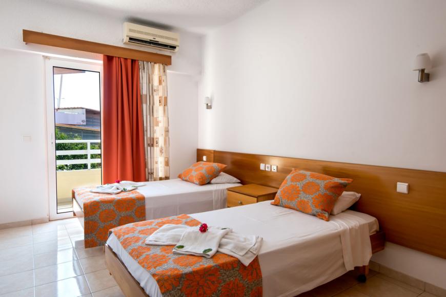 3 Sterne Hotel: Georgia Apartments - Afandou, Rhodos, Bild 2