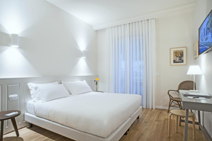 4 Sterne Hotel: Seebay Hotel - Portonovo, Marken, Bild 5