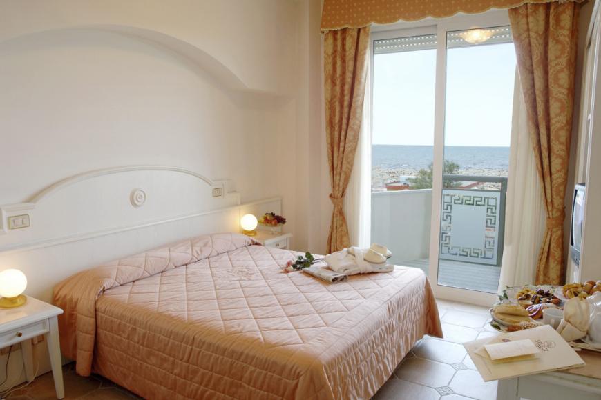 4 Sterne Familienhotel: Hotel Universal - Cervia, Emilia-Romagna, Bild 3