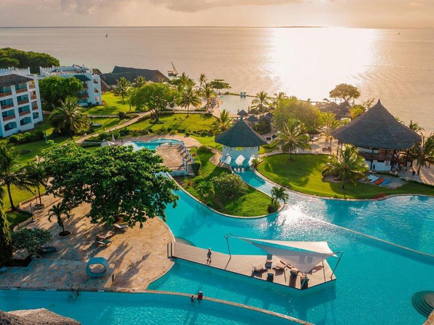 4 Sterne Hotel: Royal Zanzibar Beach Resort - Nungwi, Sansibar, Bild 1