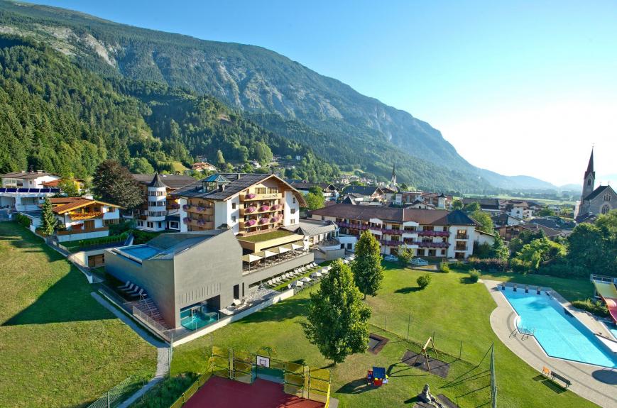 4 Sterne Hotel: Wellnesshotel Schwarzbrunn - Stans, Tirol