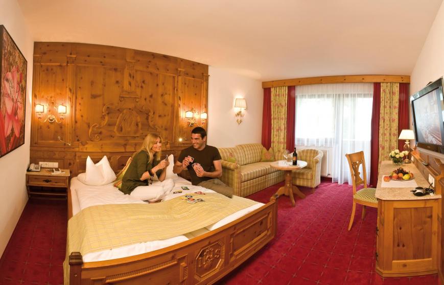 Wellnesshotel Schwarzbrunn Stans Vtours