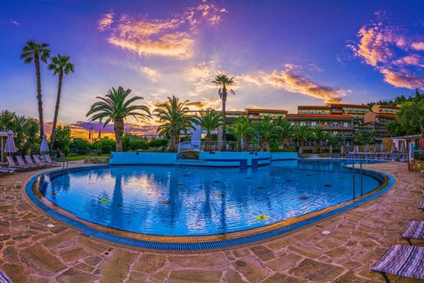 4 Sterne Familienhotel: Lagomandra Hotel & Spa - Neos Marmaras, Chalkidiki, Bild 2