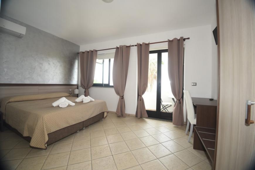 3 Sterne Hotel: Pineta Petto Bianco - Ricadi, Kalabrien, Bild 8