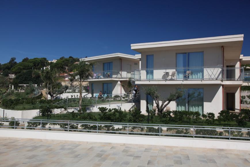 4 Sterne Hotel: Blue Bay Resort - Ricardi, Kalabrien