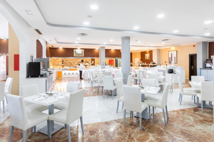 4 Sterne Familienhotel: Chatur Playa Real Resort - Costa Adeje, Teneriffa (Kanaren), Bild 7