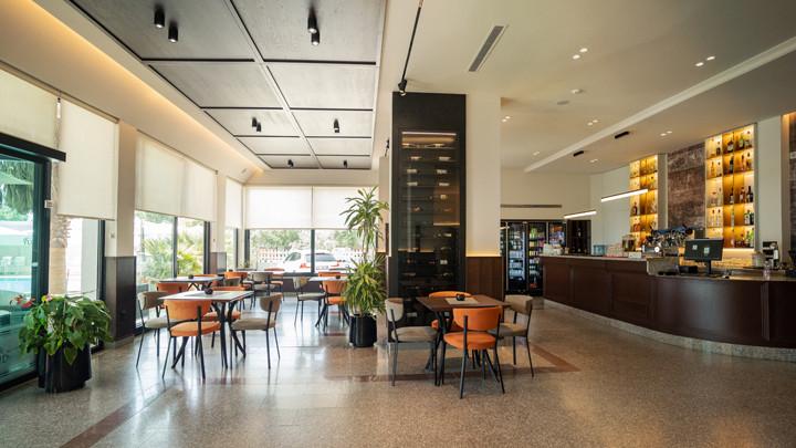 4 Sterne Hotel: Ylli i Detit - Durres, Durres, Bild 9