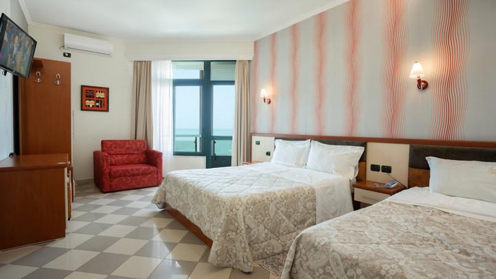 4 Sterne Hotel: Ylli i Detit - Durres, Durres, Bild 7