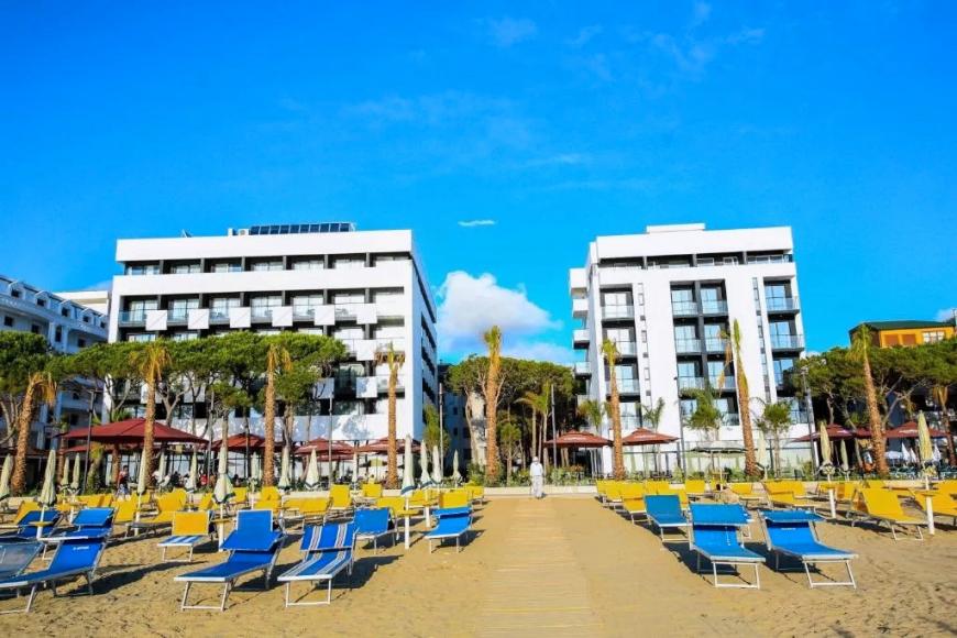 5 Sterne Familienhotel: Royal G Max - Golem, Tirana, Bild 10