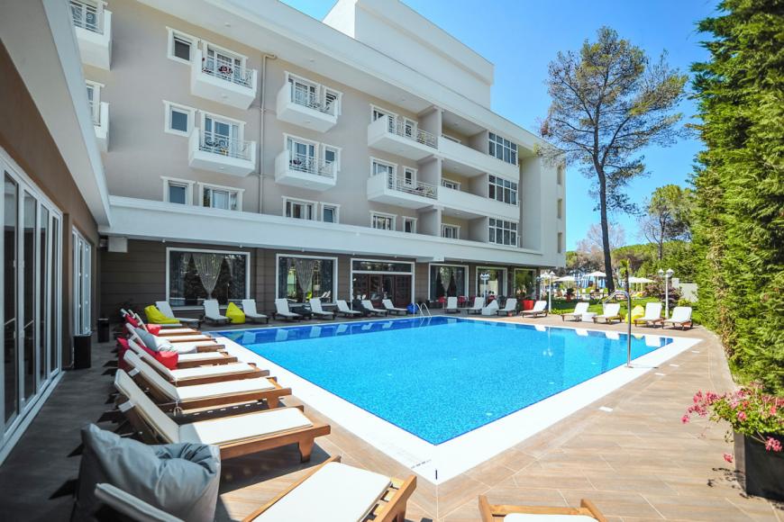 4 Sterne Familienhotel: Sandy Beach Resort Golem - Tirana, Tirana, Bild 2