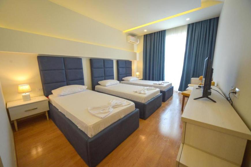 4 Sterne Hotel: Hotel Elesio - Golem, Tirana, Bild 4