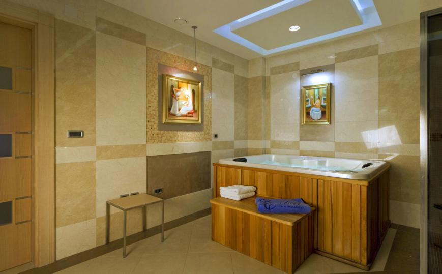 4 Sterne Hotel: Monte Casa Spa & Wellness - Petrovac, Montenegrinische Adriaküste, Bild 10