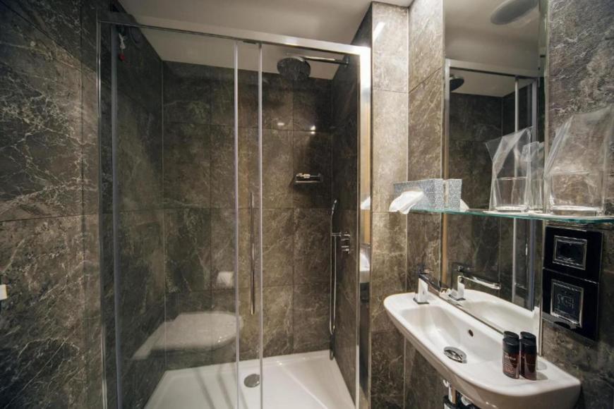 5 Sterne Hotel: Maestral Resort & Casino - Sveti Stefan, Montenegrinische Adriaküste, Bild 6