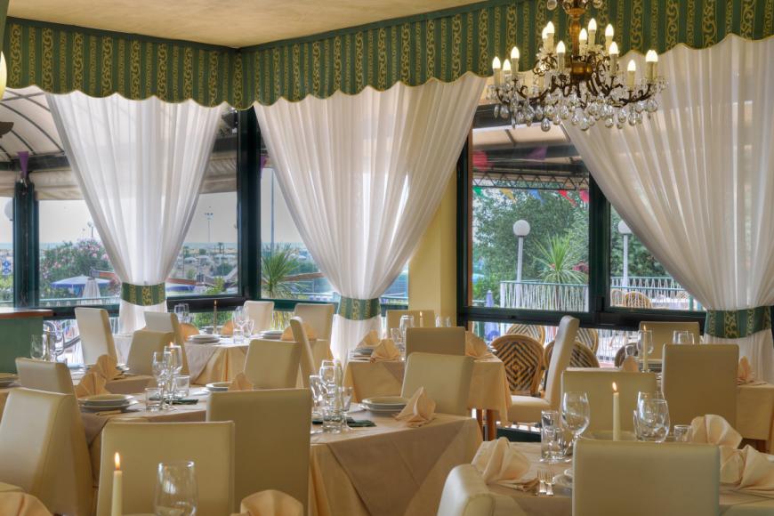 4 Sterne Hotel: Royal - Bibione, Venetien, Bild 7