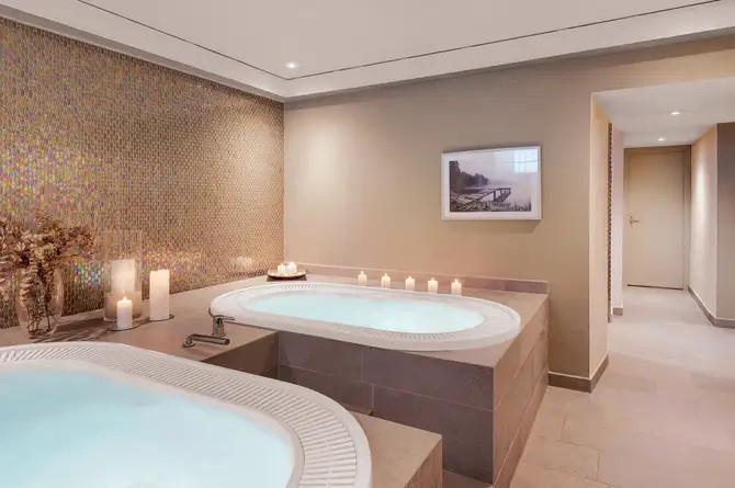 4 Sterne Hotel: Morosani Schweizerhof - Davos, Graubünden, Bild 3