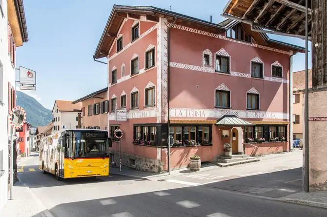 2 Sterne Hotel: Hotel La Tgoma - Lantsch/Lenz, Graubünden