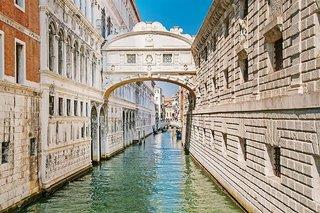 Pauschalreise  buchen: Rialto Venedig