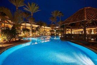 Flug und Hotel buchen: Secrets Bahia Real Resort & Spa