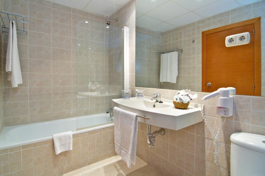 3 Sterne Familienhotel: Puente Real - Torremolinos, Costa del Sol (Andalusien), Bild 5