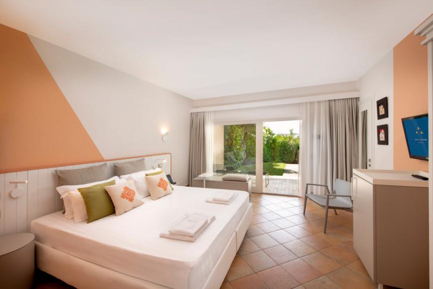 4 Sterne Hotel: Chia Laguna Hotel Village - Domus de Maria, Sardinien, Bild 3