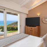 Baia di Chia Resort Sardinia, Curio Collection by Hilton, Bild 5