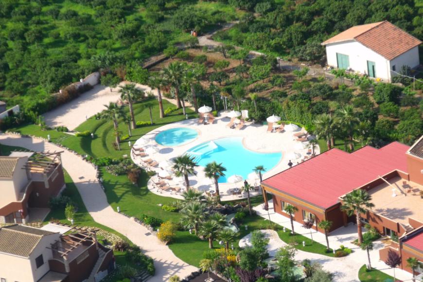 4 Sterne Hotel: Alcantara Resort - Gaggi, Sizilien