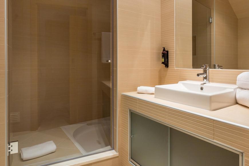 4 Sterne Hotel: NAU Salema Beach Village - Salema, Algarve, Bild 7