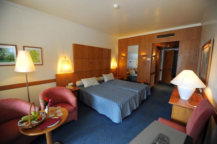 4 Sterne Hotel: Monte Mar Palace - Ponta Delgada, Madeira, Bild 4