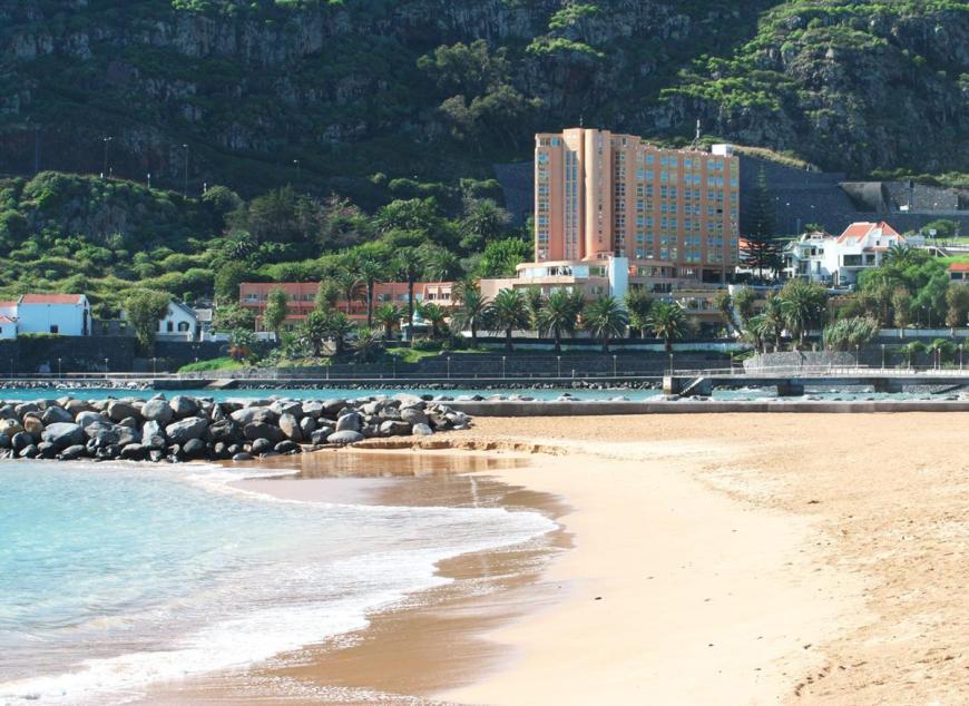 4 Sterne Hotel: Baia Madeira Hotel – Ocean Beachfront (ex. Dom Pedro Madeira) - Machico, Madeira