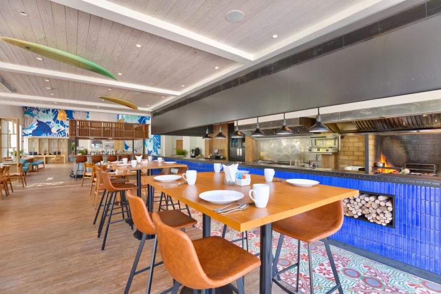 4 Sterne Hotel: Outrigger Surin Beach Resort - Phuket, Phuket, Bild 6