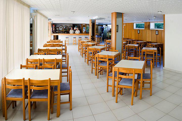 2 Sterne Familienhotel: Ebano Select Apartments - Playa d'en Bossa, Ibiza (Balearen), Bild 3