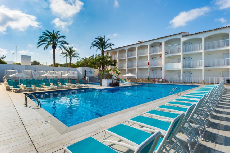 3.5 Sterne Familienhotel: Vibra Cala Tarida - Cala Tarida, Ibiza (Balearen)