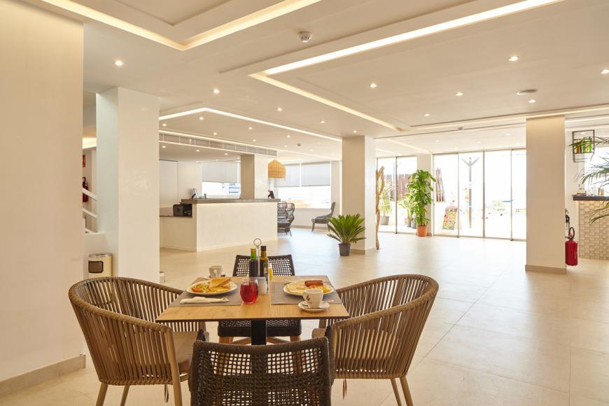 2.5 Sterne Hotel: Sol Bahia Ibiza Suites - Cala Gracio, Ibiza (Balearen), Bild 9