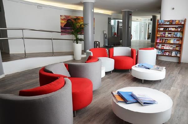 3 Sterne Familienhotel: Apartamentos Vibra Tivoli - Playa d'en Bossa, Ibiza (Balearen), Bild 7