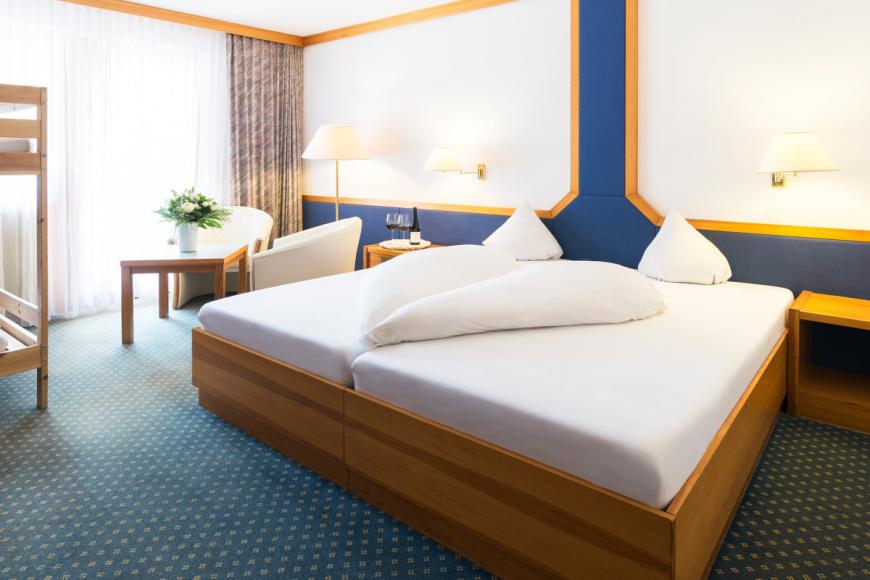 4 Sterne Familienhotel: Alpenhotel Weitlanbrunn - Sillian, Tirol, Bild 3