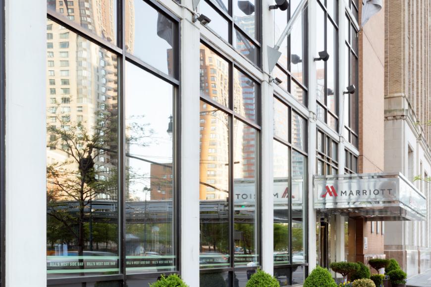 4 Sterne Hotel: New York Marriott Downtown - New York, New York