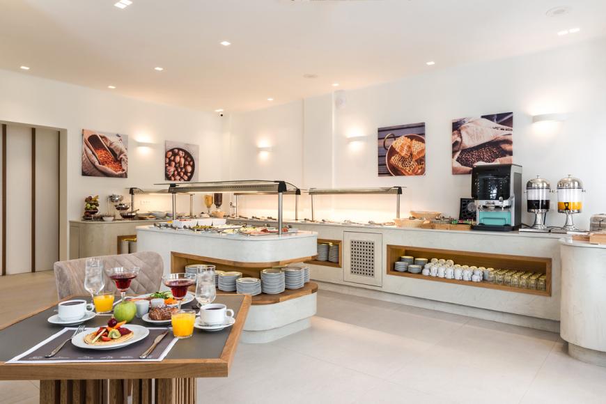 4 Sterne Hotel: Strogili - Kamari, Santorini, Bild 8